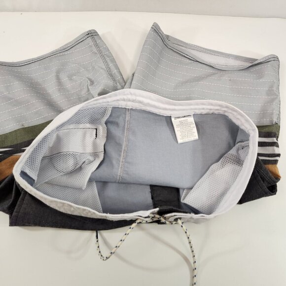 Mens Billabong Board Shorts Size 34 - Picture 9 of 11